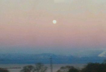月齢14 湖上の月♪(琵琶湖)