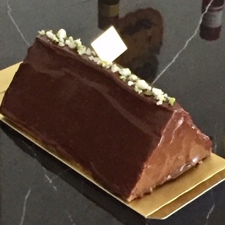 Lesson / Gâteau au chocolat triangulaire
